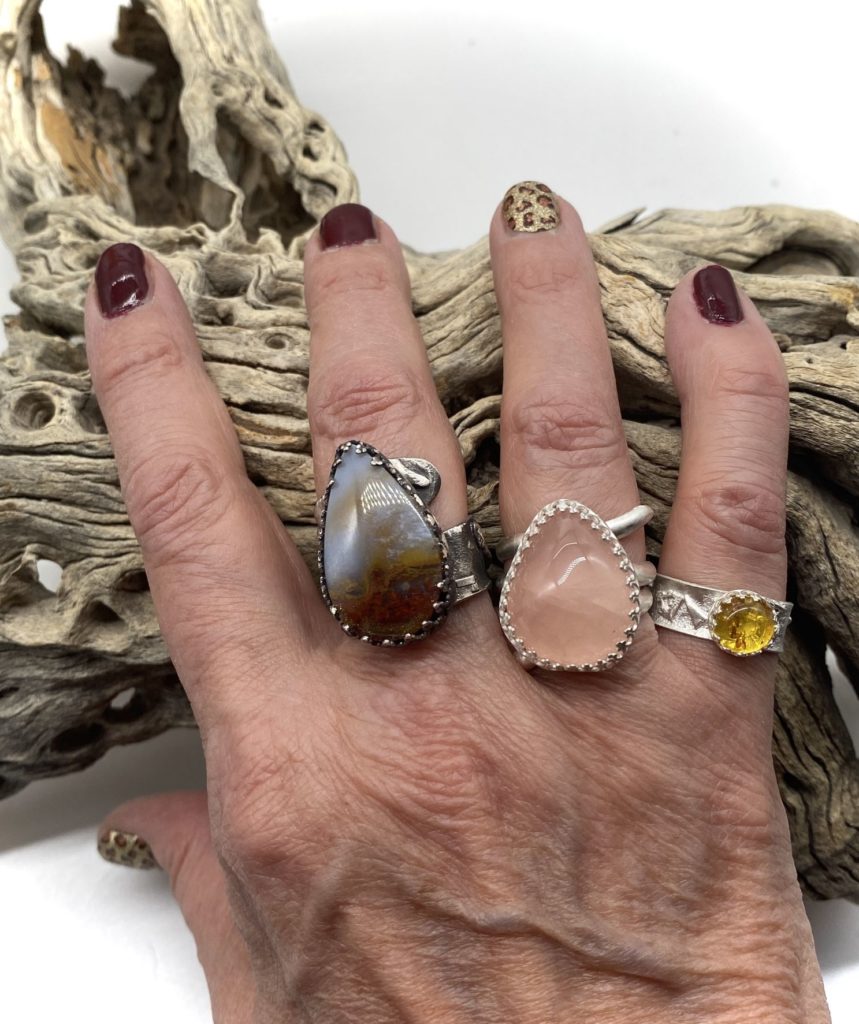 New 2022  rings in solar quartz and baltic amber 